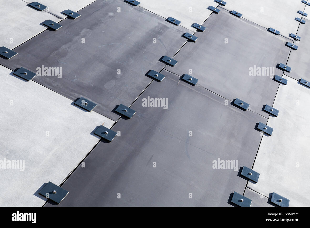 Image en couleur à la recherche jusqu'à l'Redmonds bâtiment qui fait partie de l'immense Campus de l'Université John Moores de Liverpool. Banque D'Images