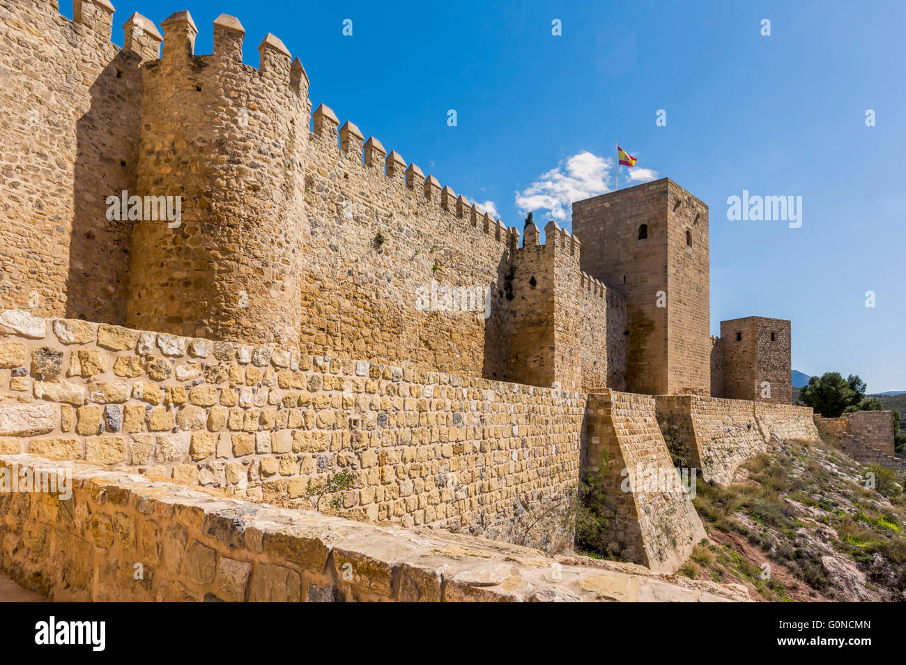 Antequera, la province de Malaga, Andalousie, Espagne du sud. Les murs et les tours de la Alcazaba, la citadelle (ou château). Banque D'Images
