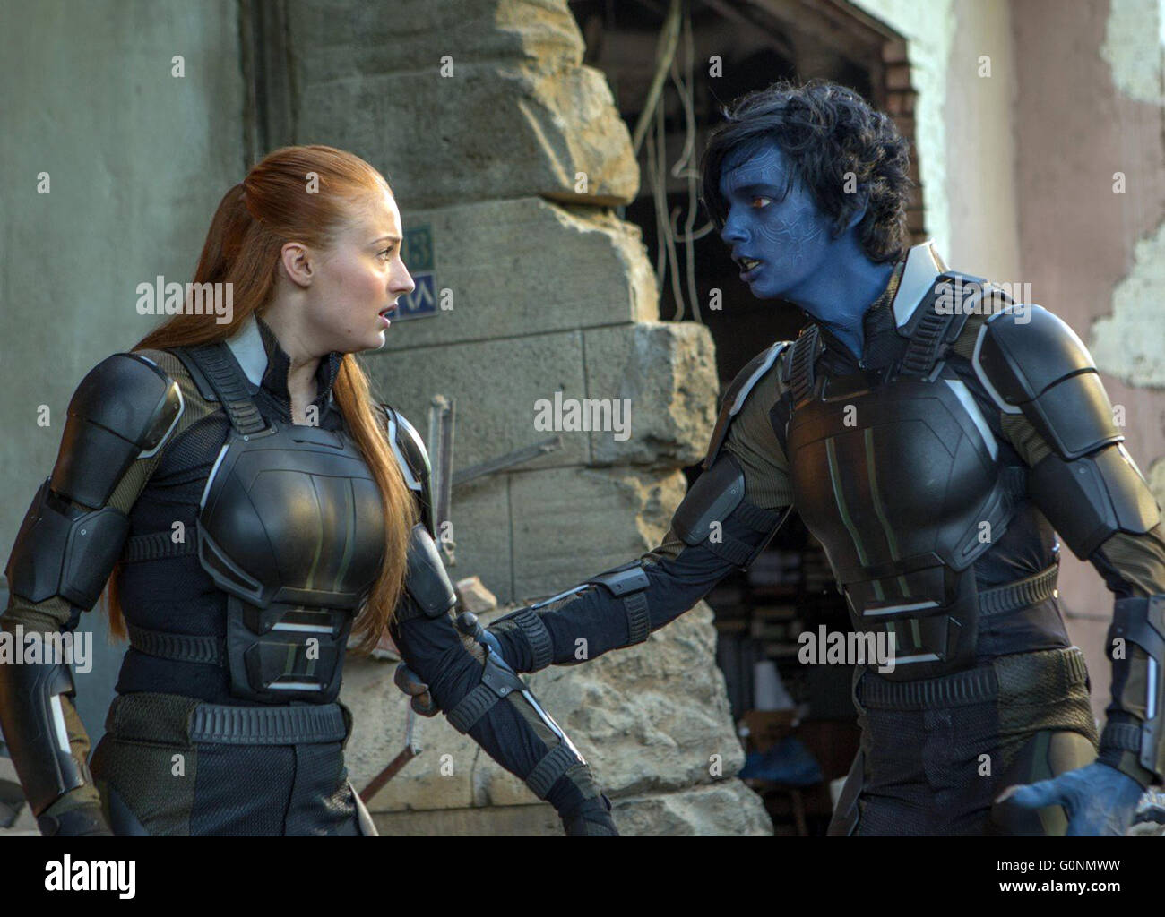 X-Men : Apocalypse est un super-héros américain film basé sur le X-Men personnages qui apparaissent dans les Marvel Comics. Cette photo est pour un usage éditorial uniquement et est l'auteur de la société film et/ou le photographe attribué par le film ou la société de production et ne peut être reproduite que par des publications dans le cadre de la promotion du film ci-dessus. Un crédit obligatoire pour l'entreprise de film est nécessaire. Le photographe devrait également être portés lorsqu'il est connu. Banque D'Images