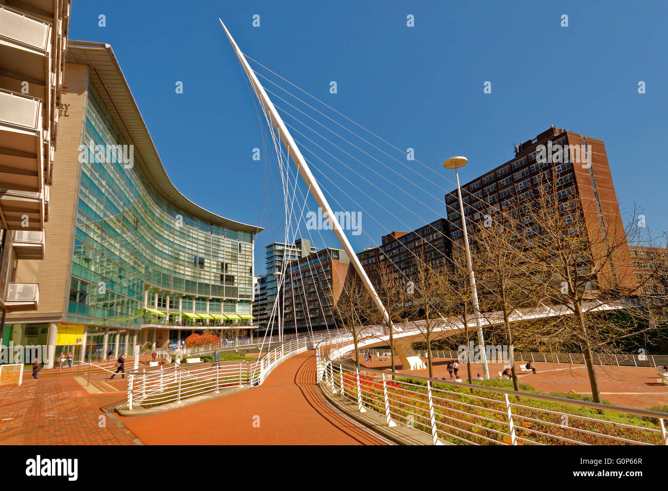 Le Lowry Hotel et Trinity Bridge, Clermont Ferrand Square, Ville de Salford, Greater Manchester, Angleterre Banque D'Images