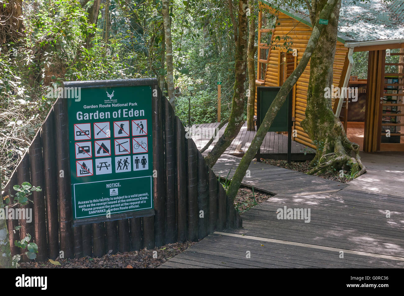 Jardin d'EDEN, AFRIQUE DU SUD - 3 mars 2016 : l'entrée du jardin d'Eden, un réseau de sentiers de promenade Banque D'Images