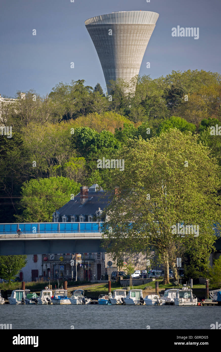 La Prisse château d'eau, à Bayonne (Pyrénées Atlantiques - France). Château d'eau du Prissé, à Bayonne (France). Banque D'Images