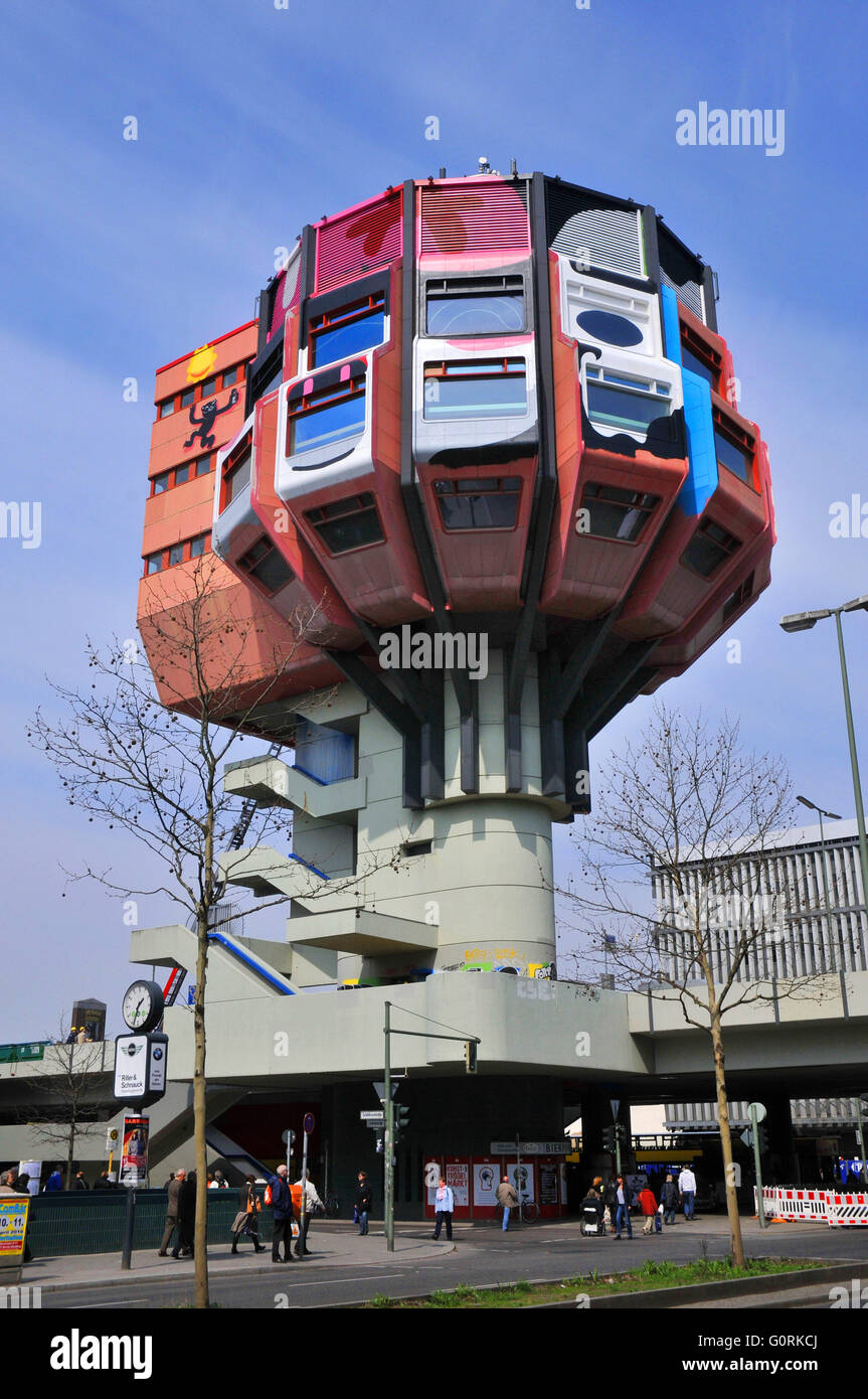 Bierpinsel, Schlossstrasse, Steglitz, Berlin, Allemagne / brosse de bière Banque D'Images