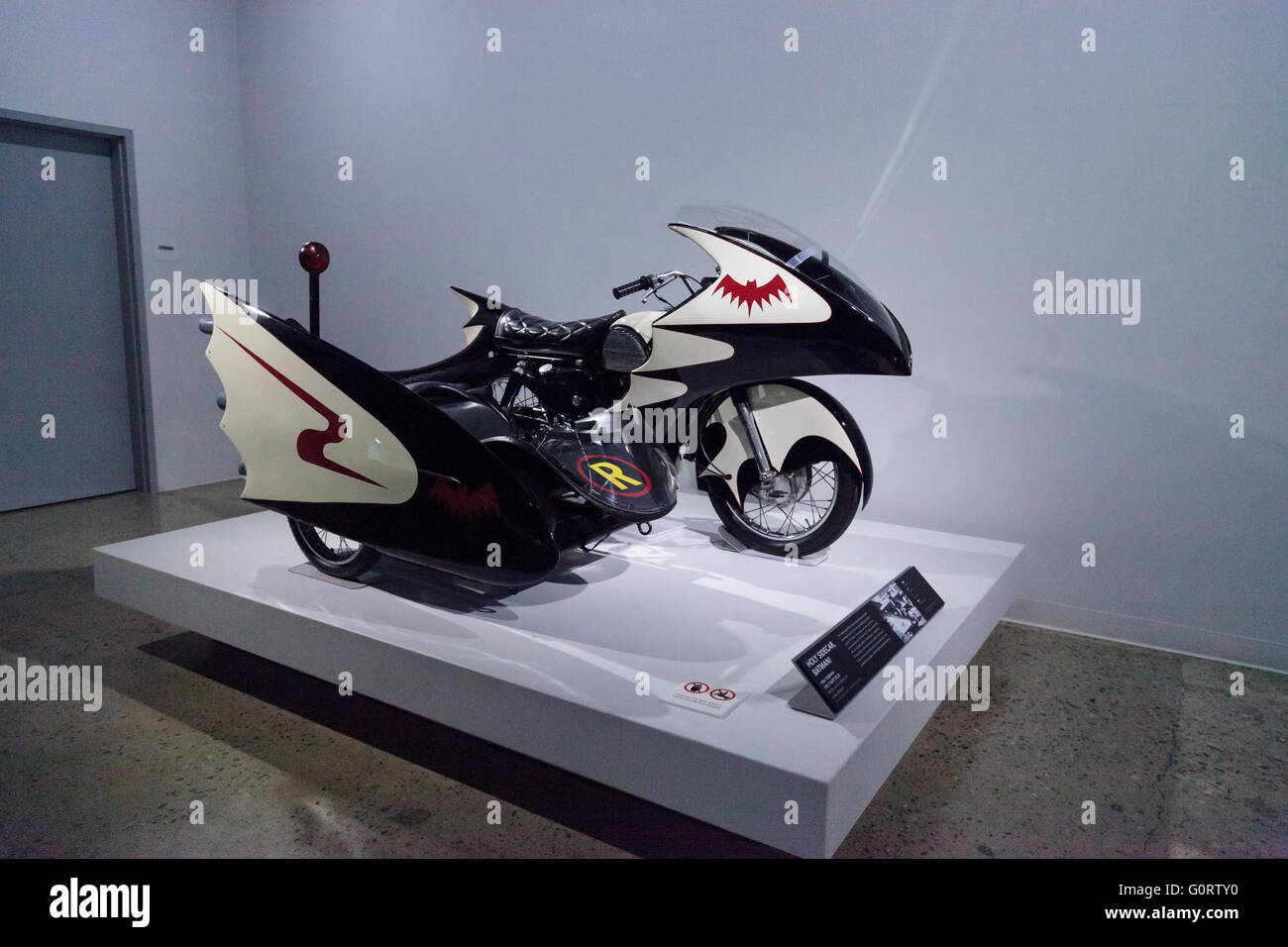1966 Yamaha YDS-3 Batcycle était monté dans la série télévisée Batman et fait maintenant partie de l'Petersen Automotive Museum Banque D'Images