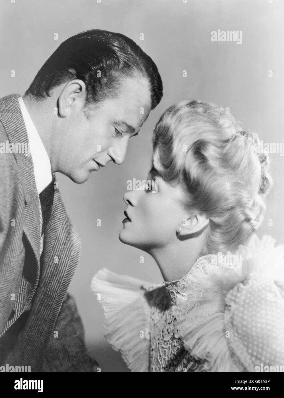 John Wayne et Marlene Dietrich / les déporteurs / 1942 réalisé par Ray ...