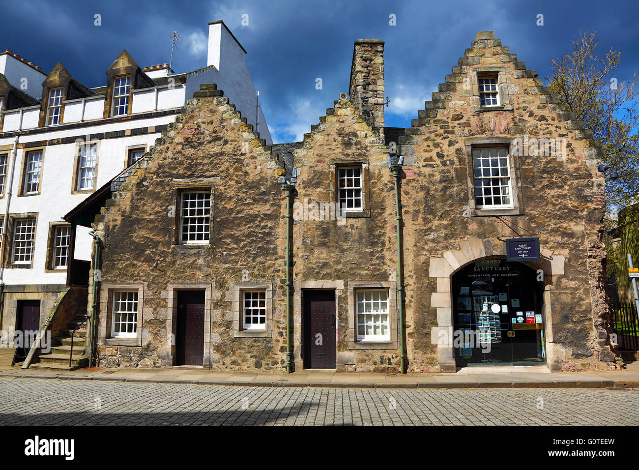 Sanctuaire de l'abbaye de cadeaux sur Abbey Strand à la fin de la Royal Mile à Édimbourg, Écosse, Royaume-Uni Banque D'Images