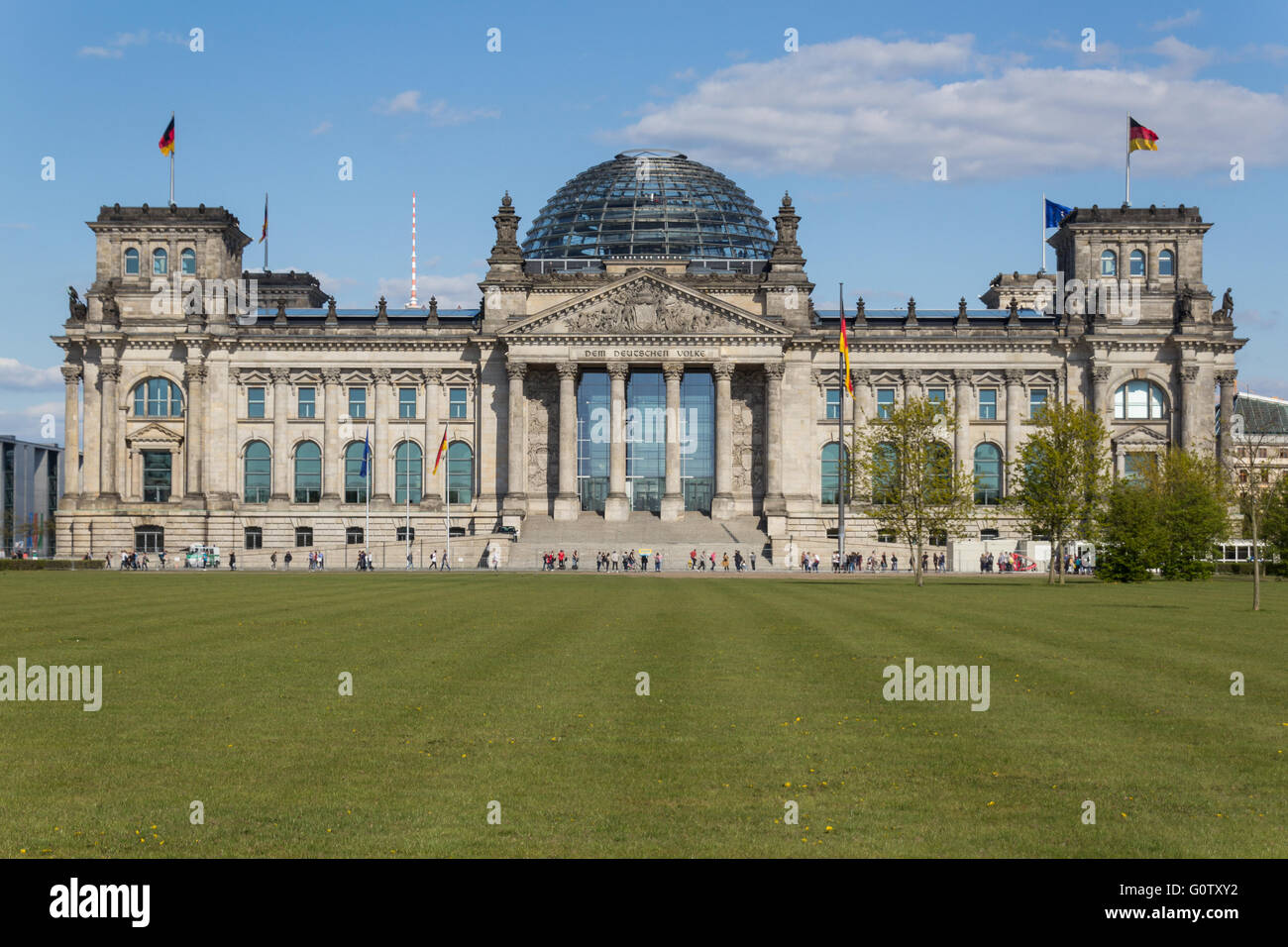 Vue avant du bâtiment du Reichstag à Berlin, Allemagne Banque D'Images Vue avant du bâtiment du Reichstag à Berlin, Allemagne Banque D'Images