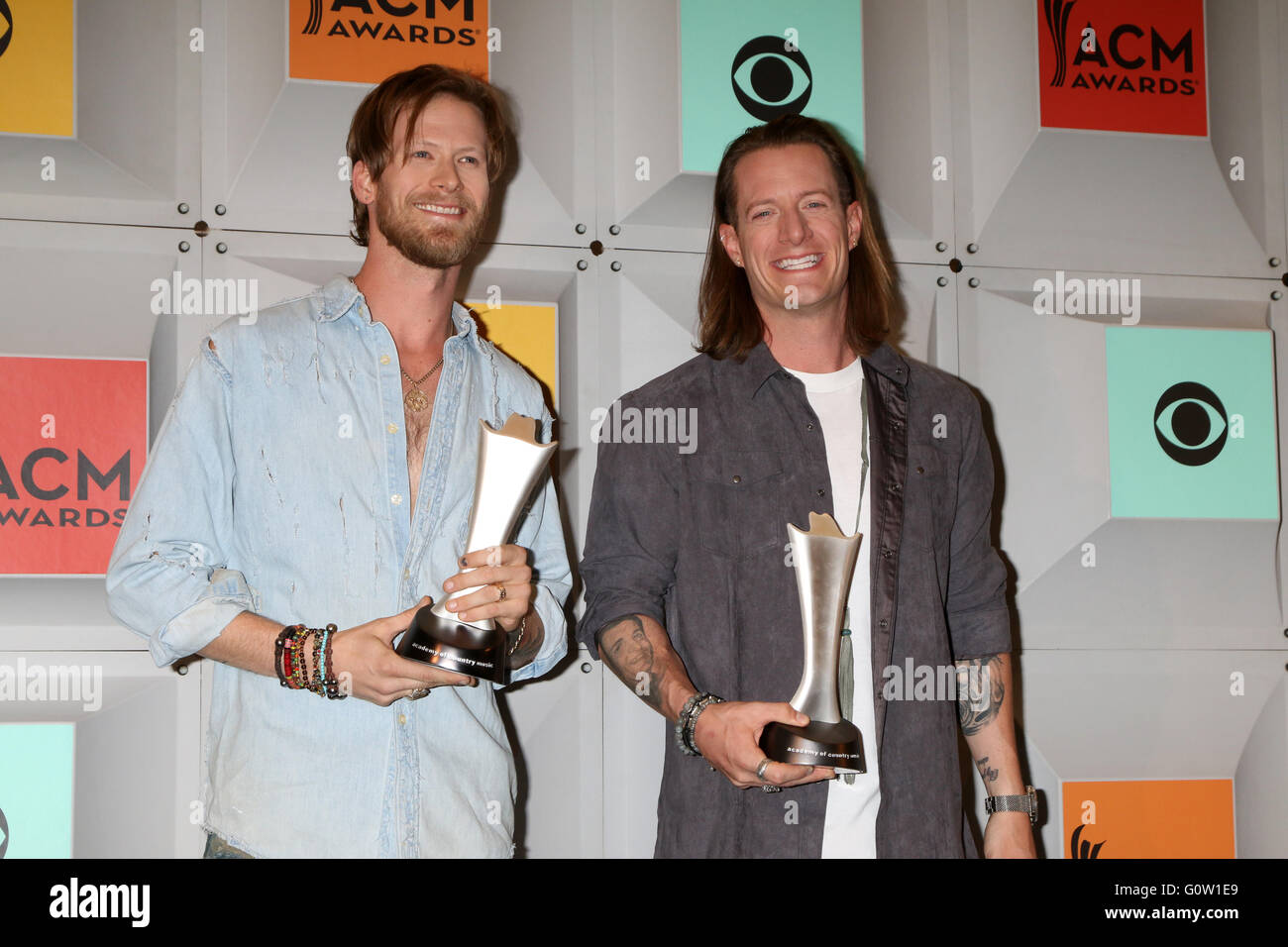 51e Academy of Country Music Awards Press Room au MGM Grand Garden Arena le 3 avril 2016 à Las Vegas, NV Avec : Brian Kelley, Tyler Hubbard, Floride Géorgie Ligne Où : Las Vegas, Nevada, United States Quand : 03 Avr 2016 Banque D'Images