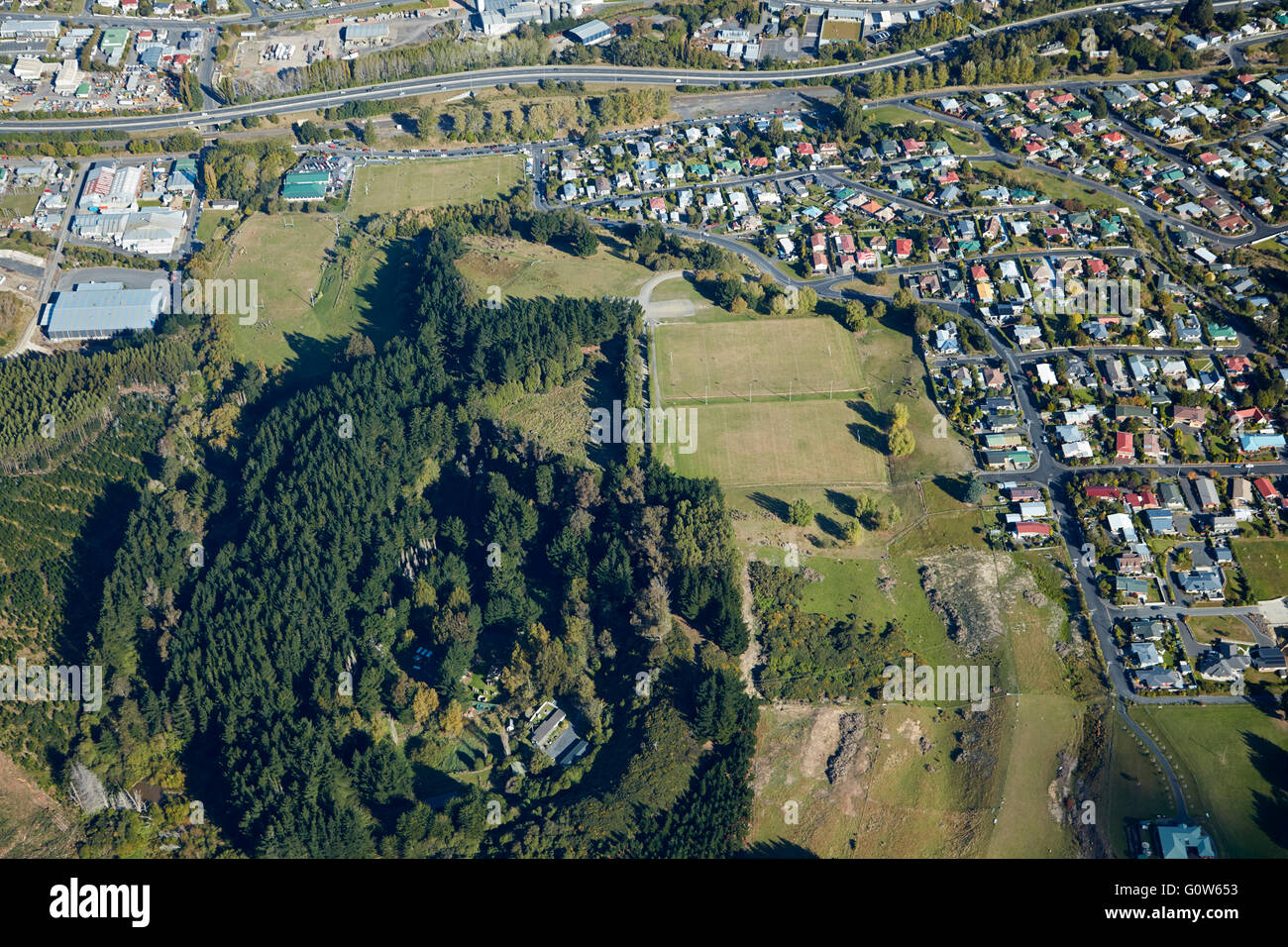 Site de 1979 de Patinage Abbotsford, et Miller Park, Dunedin, Otago, île du Sud, Nouvelle-Zélande - vue aérienne Banque D'Images