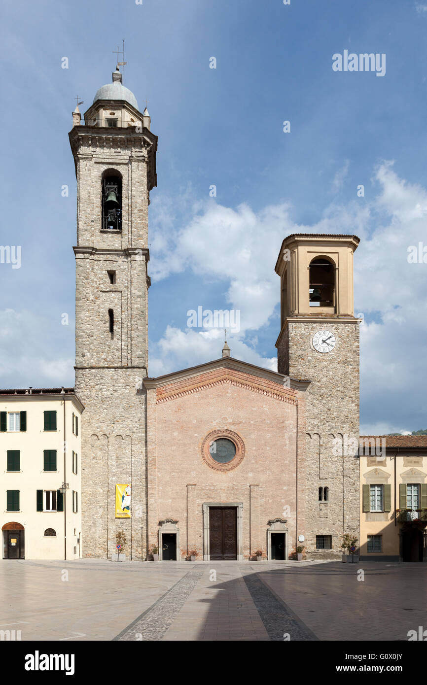 Cattedrale di Santa Maria Assunta (Cathédrale de Sainte Marie de l'Assomption). Bobbio, Italie. Banque D'Images