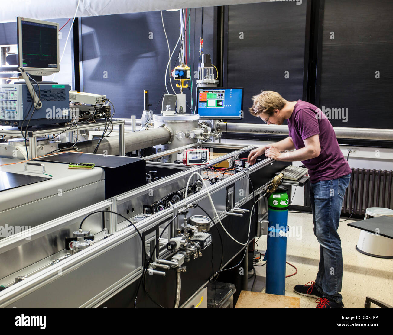 Groupe de recherche du laboratoire de physique des Plasma et Laser du professeur Pretzler dans l'Université Heinrich-Heine-Dusseldorf Banque D'Images