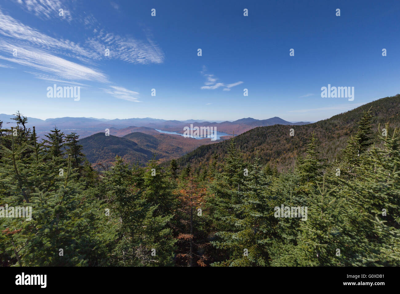 Montagnes Adirondack dans l'état de New York durant la saison d'automne Banque D'Images