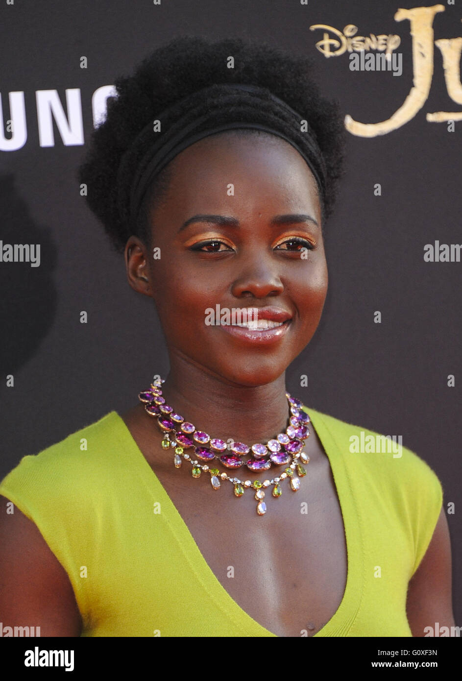 Première de Walt Disney's 'le livre de la Jungle' - Arrivées comprend : Lupita Nyong'O Où : Los Angeles, California, United States Quand : 05 Avr 2016 Banque D'Images