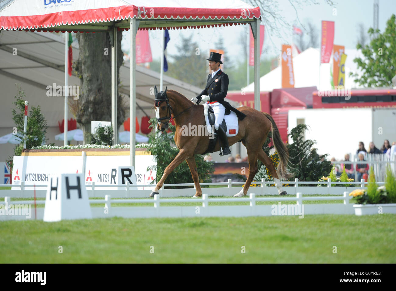 Badminton, UK. 6 mai, 2016. Mitsubishi Motors Badminton Horse Trials. L'ICC4. Alex Hua Tian [ITA] circonscription pilote portuaire C Crédit : Julie Priestley/Alamy Live News Banque D'Images