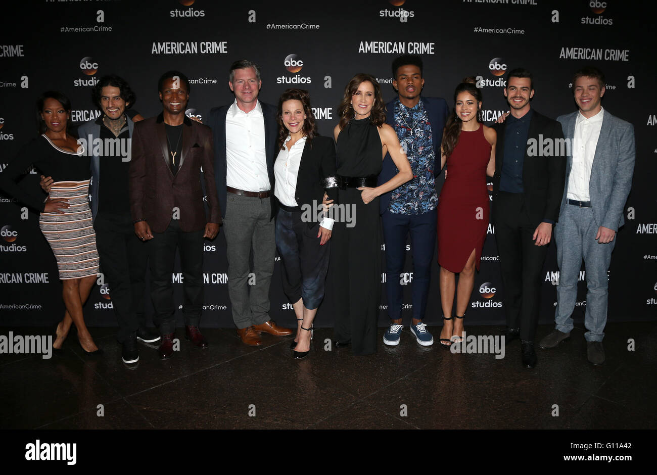 West Hollywood, CA, USA. 6 mai, 2016. 06 avril 2016 - West Hollywood, Regina King, Felicity Huffman, Lili Taylor, Angelique Rivera, Michael J. McDonald, Elvis Nolasco, Joey Pollari, Trevor Jackson, Richard Cabral, Connor Jessup. FYC Projection d'ABC's ''Crime'' tenue à Directors Guild of America. Crédit photo : F.Sadou/AdMedia Crédit : F.Sadou/AdMedia/ZUMA/Alamy Fil Live News Banque D'Images