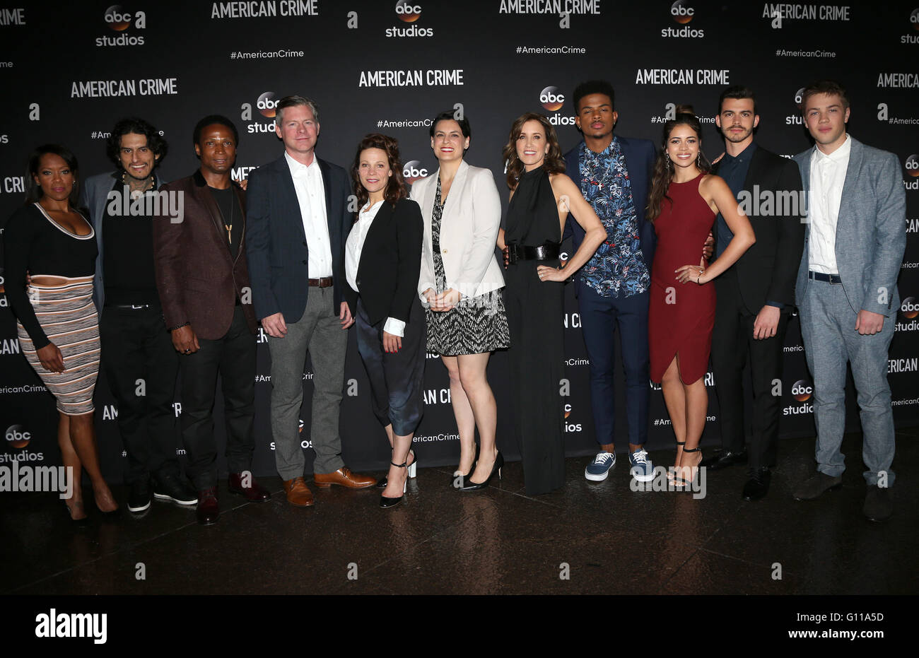 West Hollywood, CA, USA. 6 mai, 2016. 06 avril 2016 - West Hollywood, Regina King, Felicity Huffman, Lili Taylor, Angelique Rivera, Michael J. McDonald, Elvis Nolasco, Joey Pollari, Trevor Jackson, Richard Cabral, Connor Jessup. FYC Projection d'ABC's ''Crime'' tenue à Directors Guild of America. Crédit photo : F.Sadou/AdMedia Crédit : F.Sadou/AdMedia/ZUMA/Alamy Fil Live News Banque D'Images