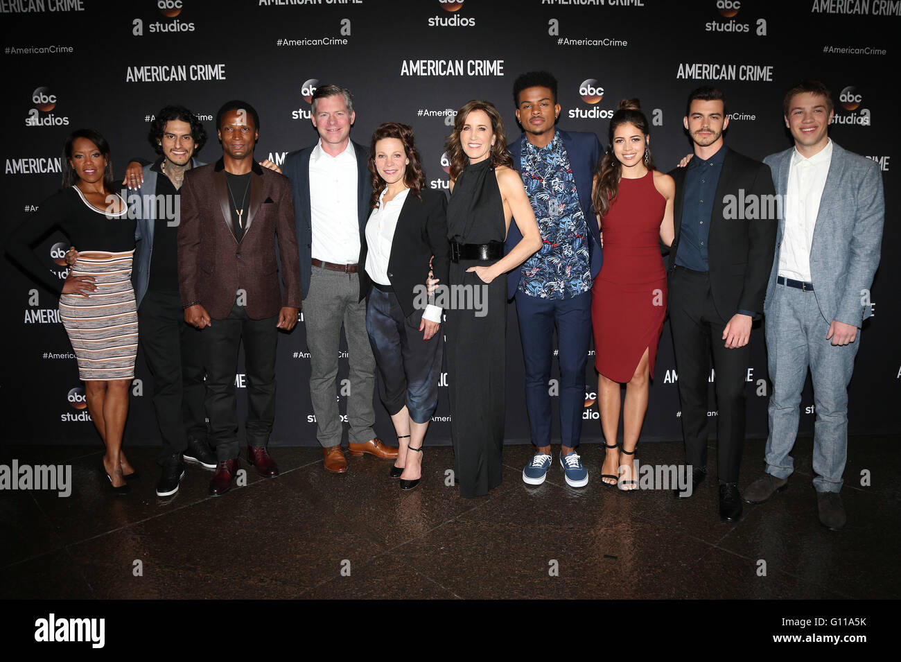 West Hollywood, CA, USA. 6 mai, 2016. 06 avril 2016 - West Hollywood, Regina King, Felicity Huffman, Lili Taylor, Angelique Rivera, Michael J. McDonald, Elvis Nolasco, Joey Pollari, Trevor Jackson, Richard Cabral, Connor Jessup. FYC Projection d'ABC's ''Crime'' tenue à Directors Guild of America. Crédit photo : F.Sadou/AdMedia Crédit : F.Sadou/AdMedia/ZUMA/Alamy Fil Live News Banque D'Images