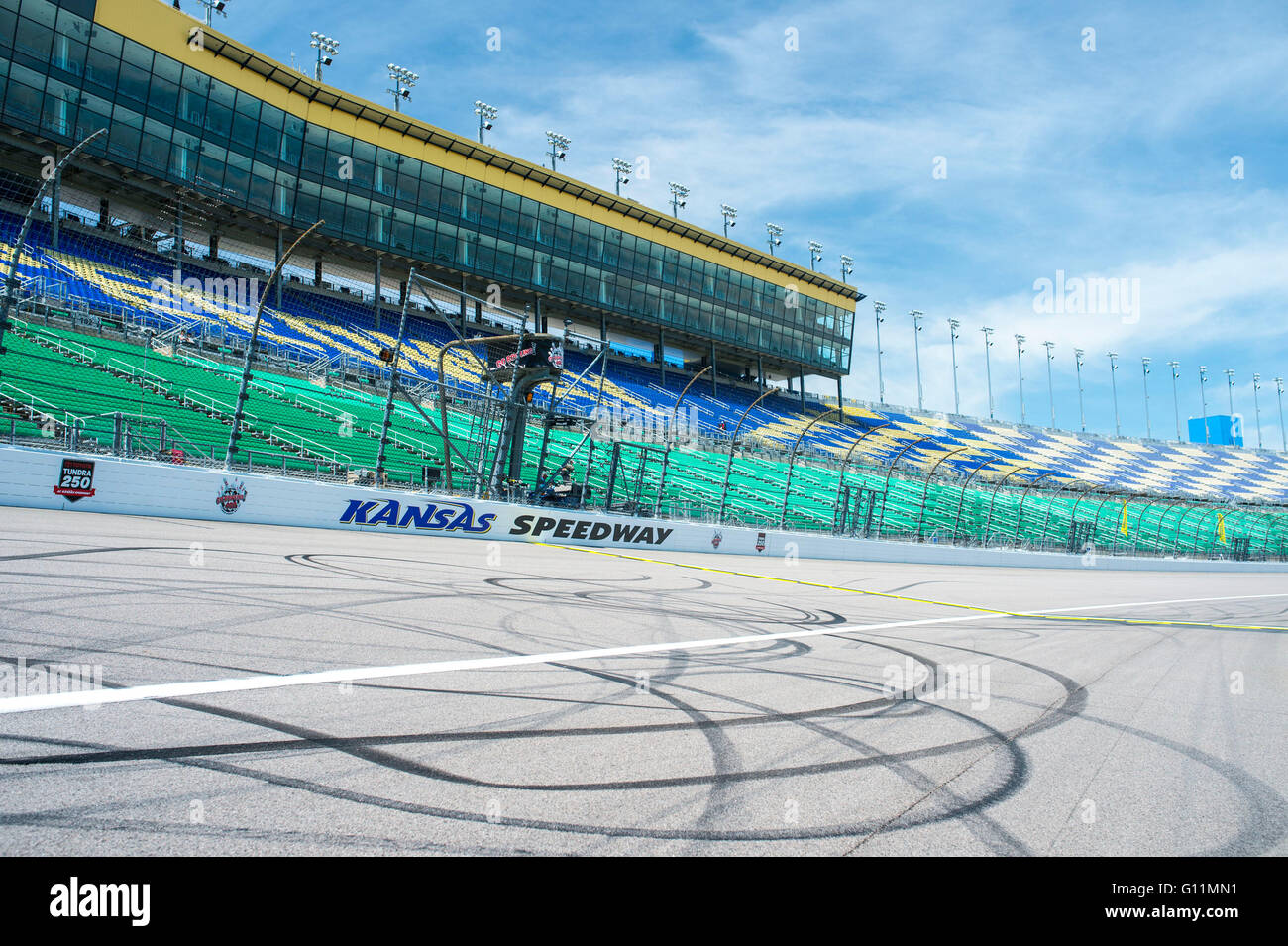 Kansas City, KS, États-Unis d'Amérique. 14Th Mar, 2015. Kansas City, KS - Mai 07, 2016 : une vue générale du Kansas Speedway durant l'GoBowling 400 week-end au Kansas Speedway de Kansas City, KS. © csm/Alamy Live News Banque D'Images