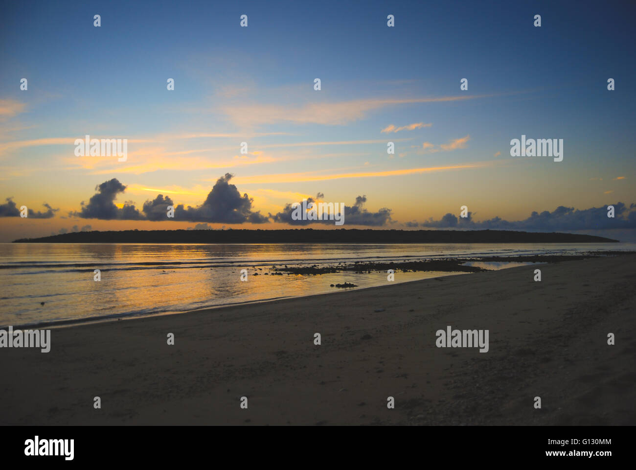 Coucher de soleil sur l'île de Jaco au Timor oriental Banque D'Images