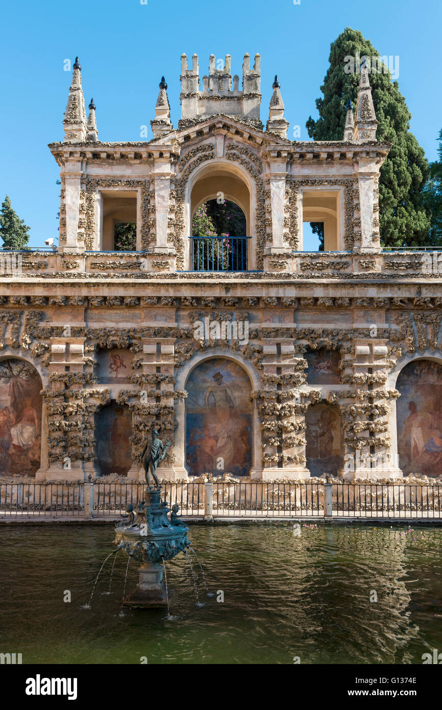 Fontaine de mercure dans l'Alcázar de Séville, Séville, Espagne Banque D'Images