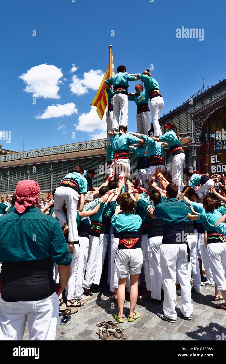 Castellers, en dehors de la naissance, est la tour construite traditionnellement en festivals. Barcelone, Catalogne, Espagne, Europe Banque D'Images