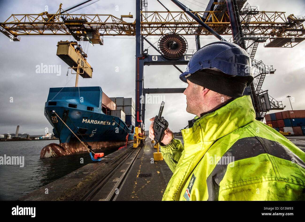 Elles sont déchargées de maïs tanker Banque D'Images