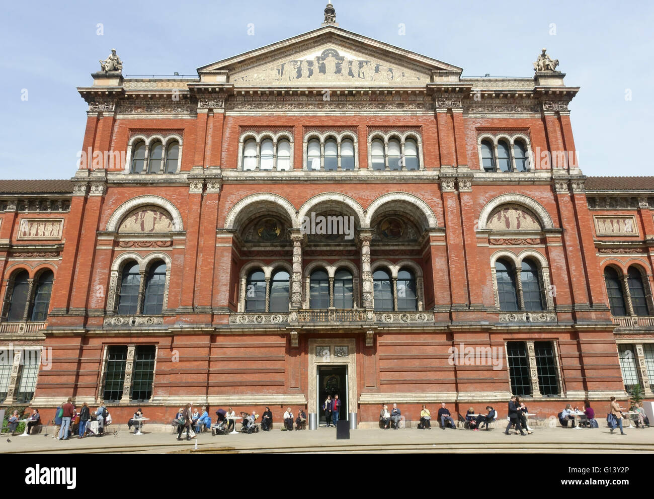 Cour centrale du Victoria and Albert Museum Banque D'Images