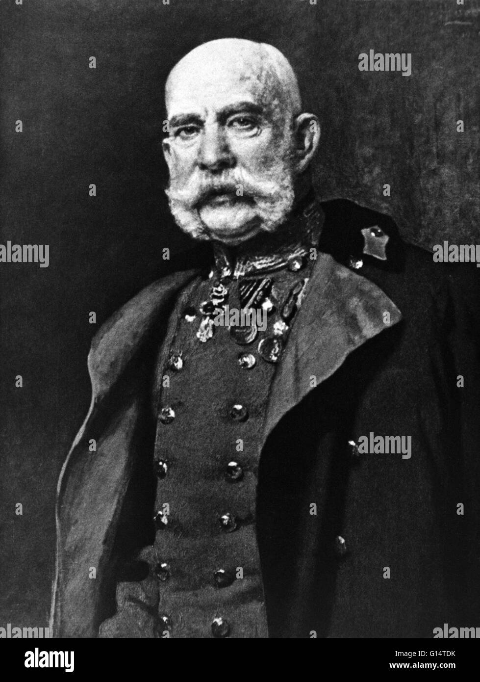 François-Joseph ou François Joseph I (1830-1916) fut Empereur d'Autriche, roi de Bohême, roi de Hongrie, roi apostolique de Hongrie, roi de Galice et Lodomeria et Grand-duc de Cracovie à partir de 1848 jusqu'à sa mort en 1916. François-Joseph a passé ses premiers reig Banque D'Images