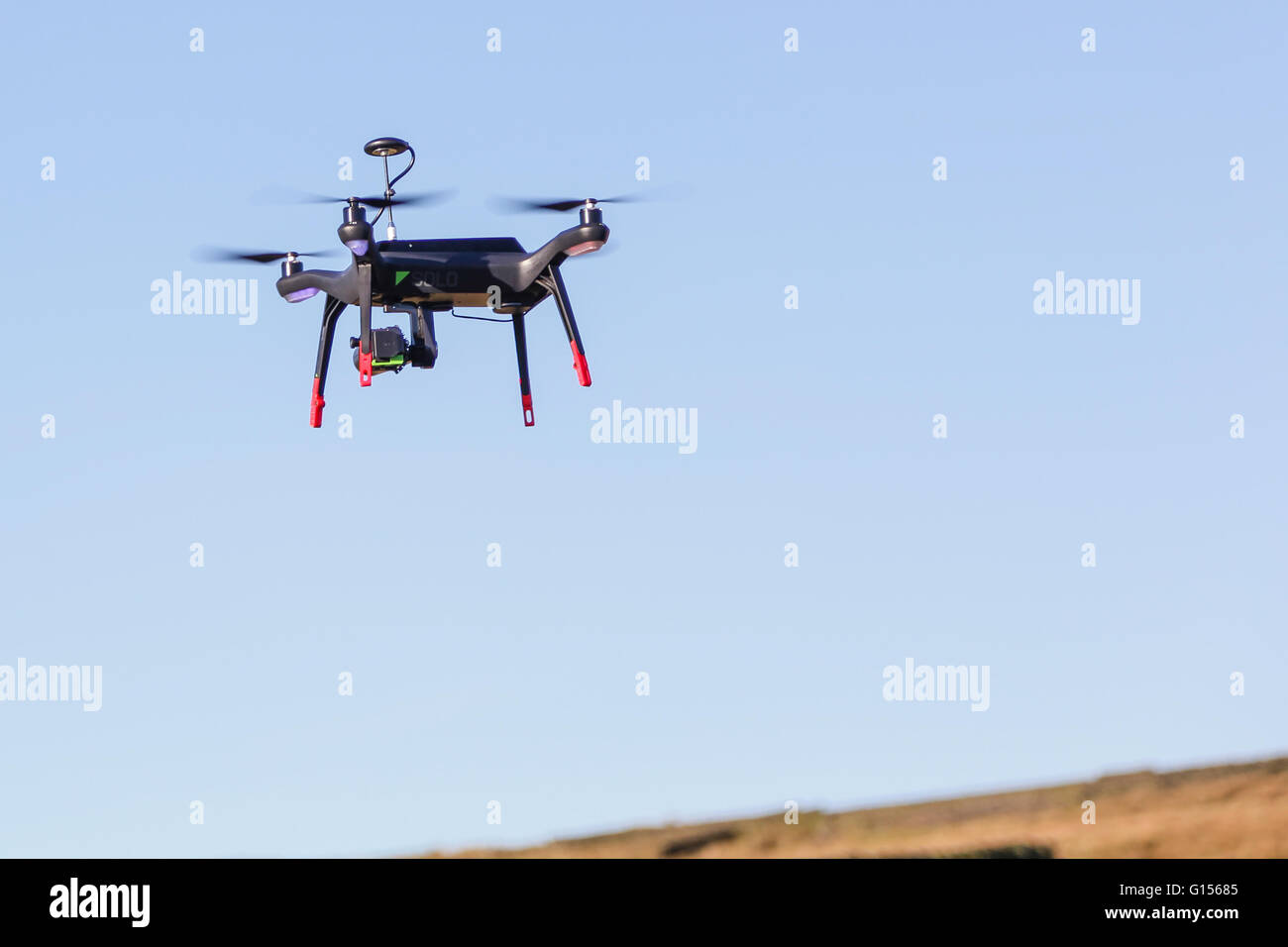 4DR solo robotique drone UAV produits de consommation, avec la plate-forme de tournage caméras gopro contrôlé à partir de téléphone mobile ou votre tablette à l'écran Banque D'Images