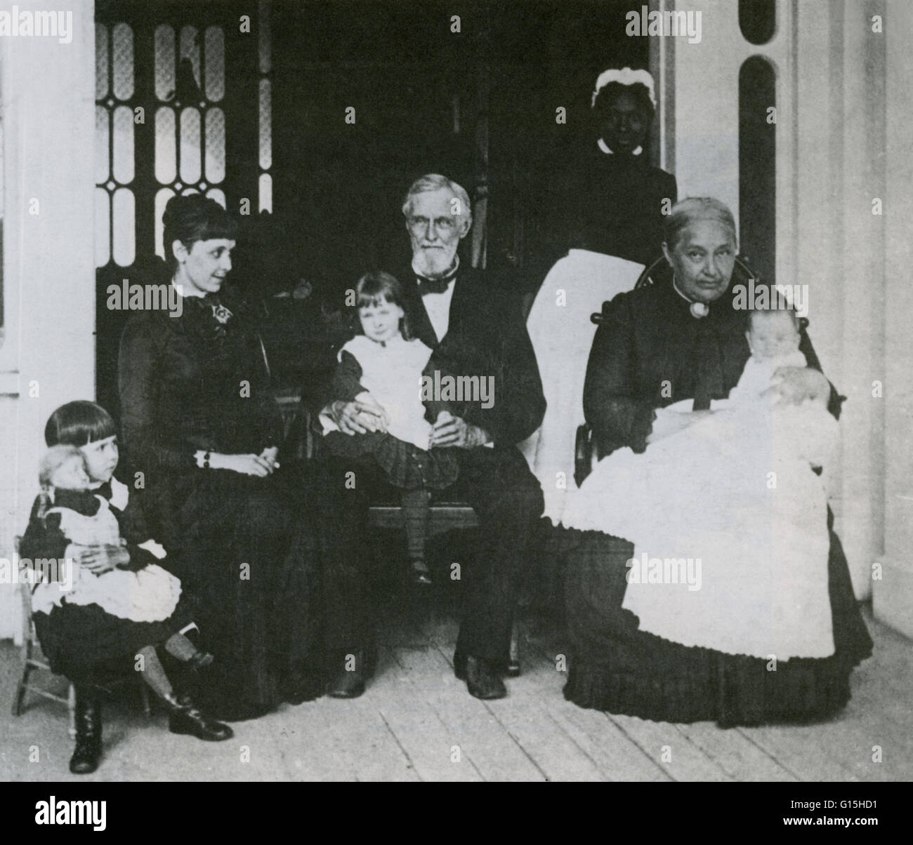 Davis avec sa femme, fille de Varina, Maggie Hayes et ses trois enfants vers 1885. Jefferson Finis 'Jeff' Davis (1808-1889) était un homme d'État américain et chef de la Confédération durant la guerre civile américaine, à titre de président pour son bref historique Banque D'Images