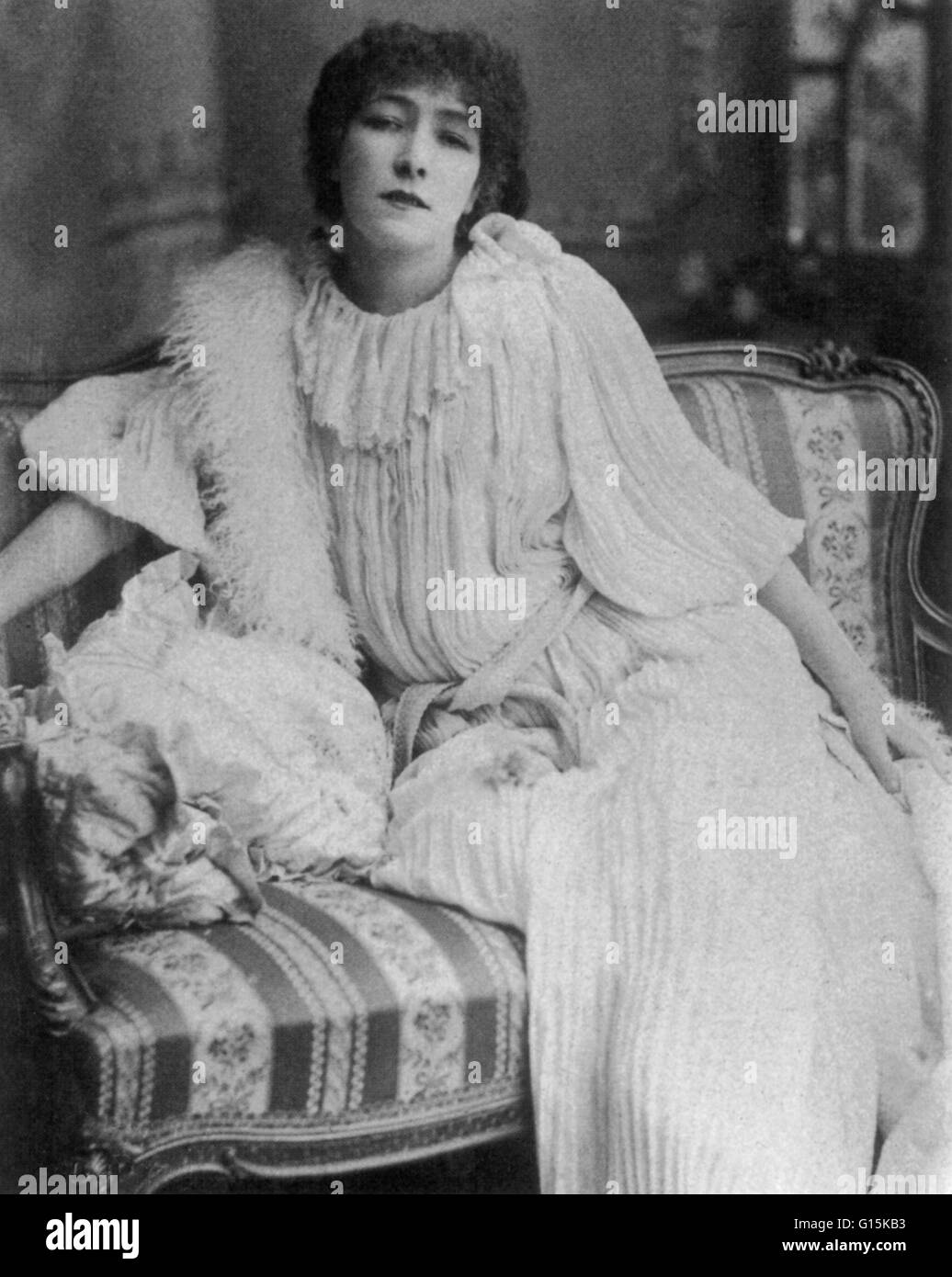 Bernhardt après un voyage en Amérique latine au début des années 1910, où elle a subi une chirurgie esthétique. Sarah Bernhardt (Octobre 23, 1844 - Mars 26, 1923) était un stade français et au début de l'actrice du film, et l'on a appelé l'actrice la plus célèbre du monde a ev Banque D'Images