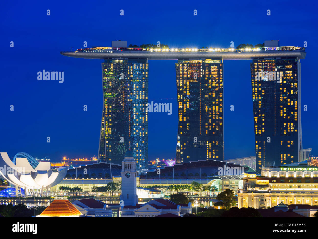 Clarke Quay et Marina Bay Sands Hotel and Casino, à Singapour, en Asie du Sud-Est, l'Asie Banque D'Images