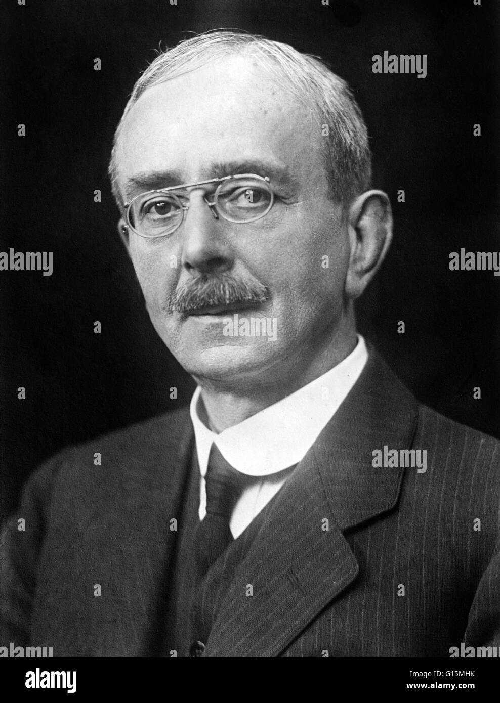Charles Scott Sherrington (1857-1952) est un neurophysiologiste, histologiste, bactériologiste, un pathologiste, Prix Nobel et président de la Royal Society au début des années 1920. En 1881 Sherrington a débuté son travail dans la recherche neurologique lorsque Banque D'Images