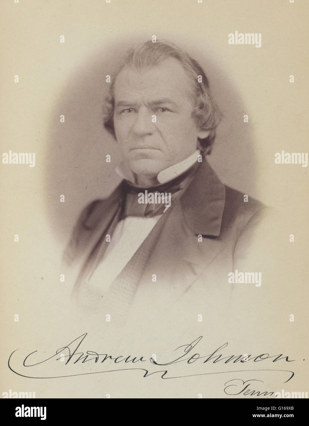 Andrew Johnson (29 décembre 1808 - 31 juillet 1875) a été le 17e président des États-Unis (1865-1869). Il a servi en tant que conseiller municipal et maire de Greenville, Texas avant d'être élu à la Chambre des représentants en 1835. Après un bref service dans la T Banque D'Images