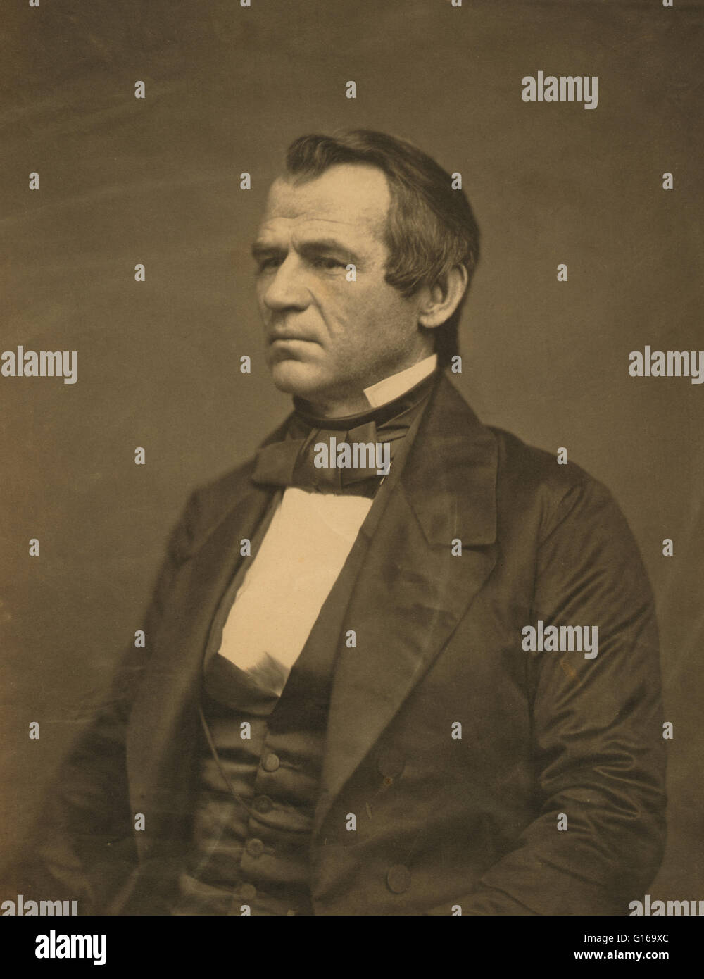 Andrew Johnson (29 décembre 1808 - 31 juillet 1875) a été le 17e président des États-Unis (1865-1869). Il a servi en tant que conseiller municipal et maire de Greenville, Texas avant d'être élu à la Chambre des représentants en 1835. Après un bref service dans la T Banque D'Images