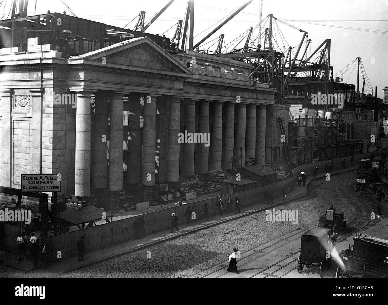 Pennsylvania Railroad Station, en construction, octobre 1908. La Pennsylvania Station est une station de chemin de fer historique, nommé pour le Pennsylvania Railroad, son constructeur et premier locataire, et partage son nom avec plusieurs stations dans d'autres villes. Il a été Banque D'Images