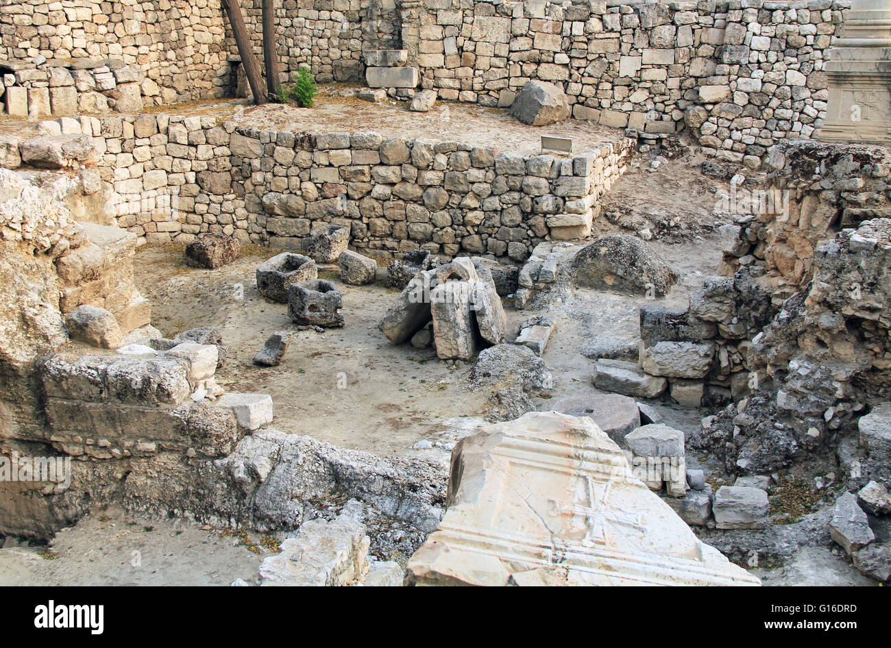 Ruines archéologiques excavés de la piscine de Béthesda et l'Église Byzantine. Situé dans le quartier musulman dans le vieux Jérusalem. Banque D'Images