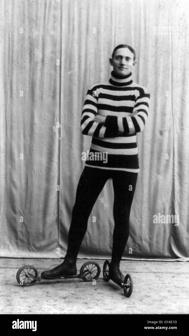 Patineur sur location de patins. Le roller est l'voyageant sur des surfaces avec des patins à roulettes. C'est une forme d'activité récréative ainsi qu'un sport, et peut également être un moyen de transport. George Grantham Bain Collection circa, 1905. Banque D'Images
