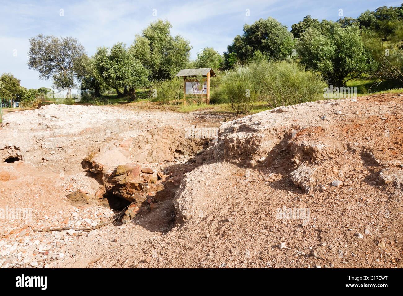 Vestiges de fours à chaux, d'Almaraz, Estrémadure, Espagne. Banque D'Images