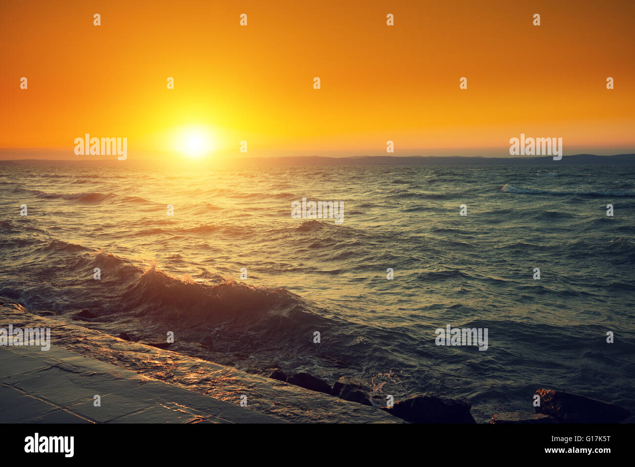 Coucher de soleil sur le lac Balaton, Hongrie, Europe Banque D'Images
