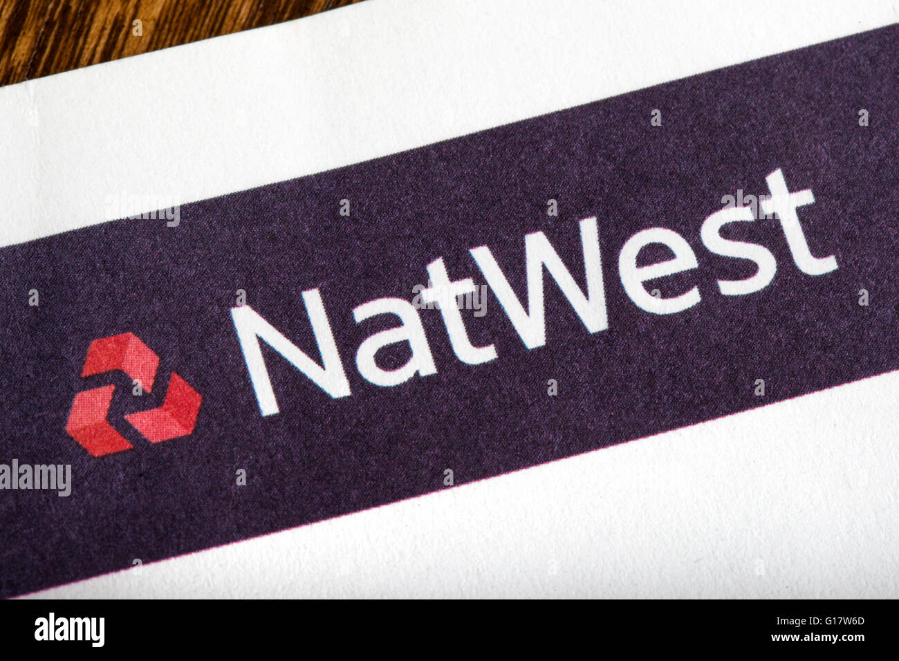 Londres, Royaume-Uni - 25 avril 2016 : Le logo de Natwest Bank sur le dessus d'une lettre, le 25 avril 2016. Banque D'Images