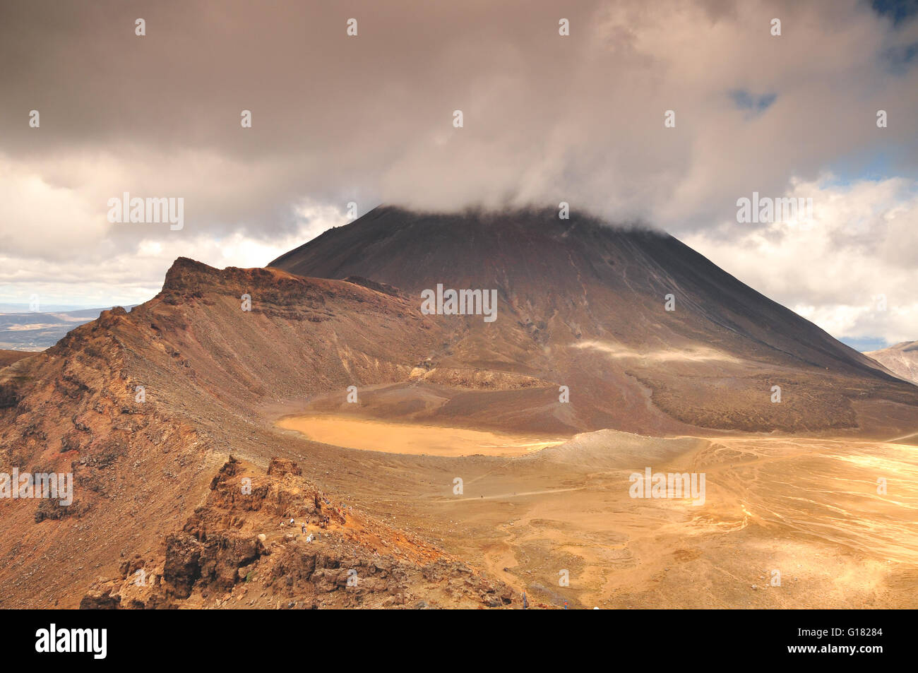 Mt Ngauruhoe tourné sur le sentier alpin Tongariro Crossing en Nouvelle Zélande Banque D'Images