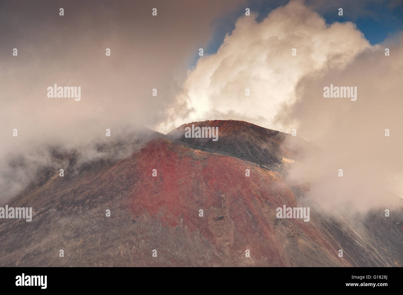 Mt Ngauruhoe tourné sur le sentier alpin Tongariro Crossing en Nouvelle Zélande Banque D'Images