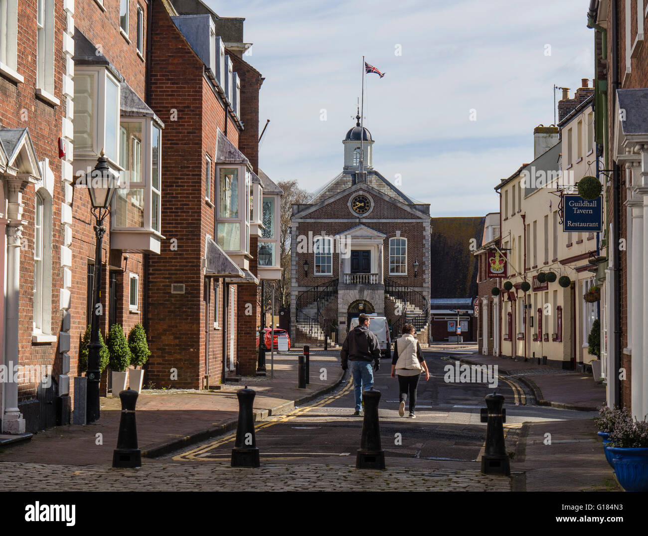 La rue du marché et de la Guildhall à Poole, Dorset, Vieille Ville UK Banque D'Images