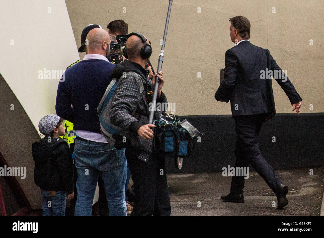 Londres, Royaume-Uni. 10 mai, 2016. Manager de Manchester United Louis Van Gaal arrive au Boleyn Ground pour le dernier match au stade. Credit : Mark Kerrison/Alamy Live News Banque D'Images