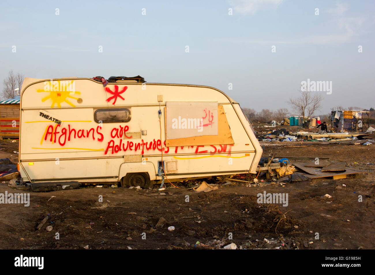 La jungle camp de réfugiés et travailleurs migrants, Calais, Nord de la France Banque D'Images