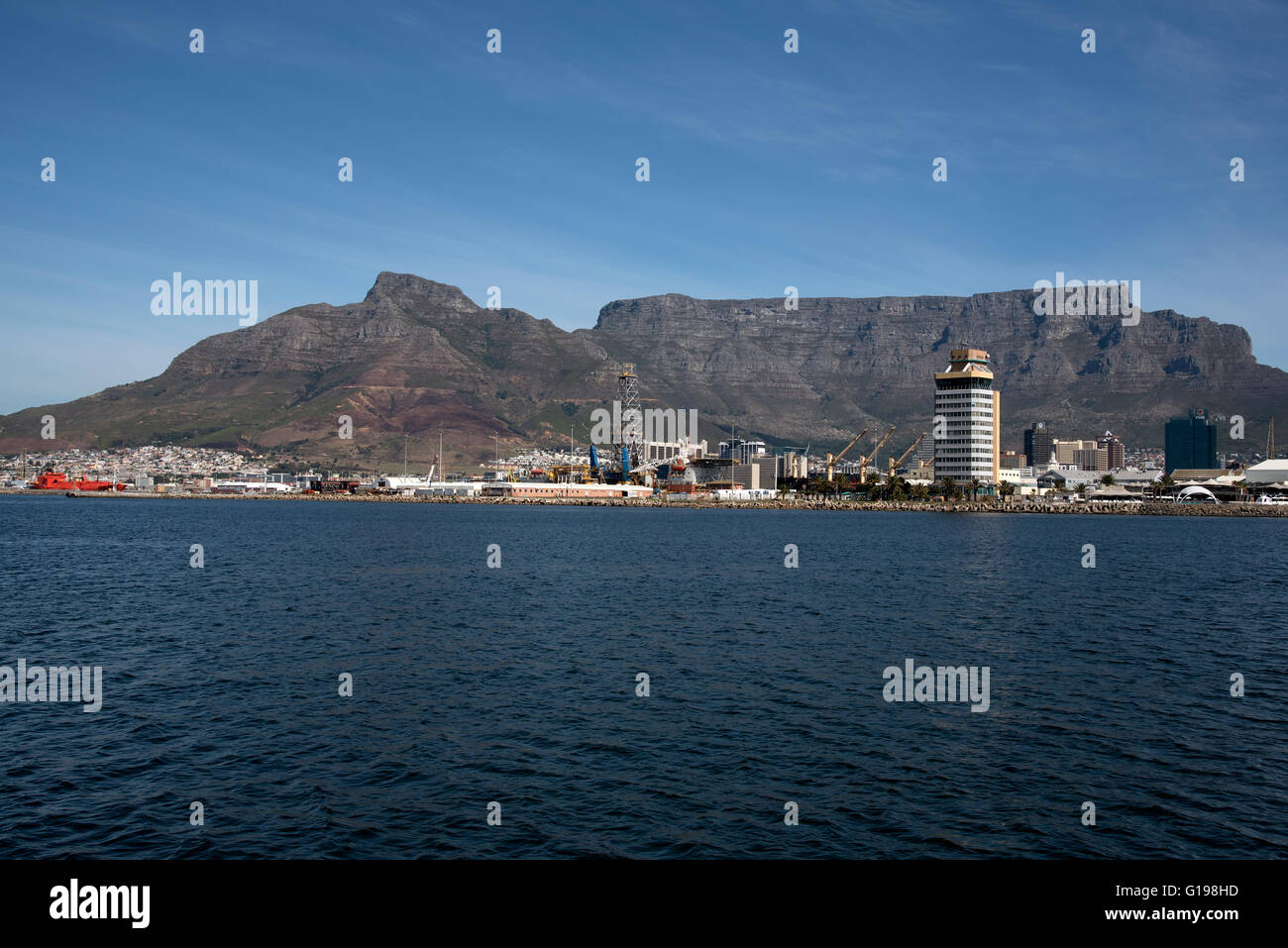 CAPE TOWN AFRIQUE DU SUD . La montagne de la table et la ville du Cap vu de Table Bay Afrique du Sud Banque D'Images