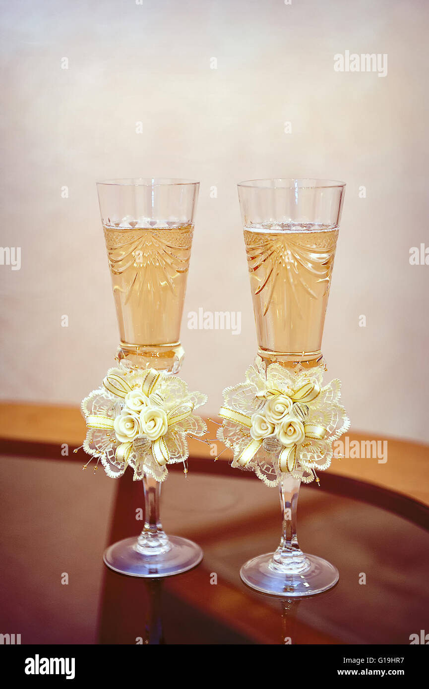 Deux verres de champagne wedding Banque D'Images