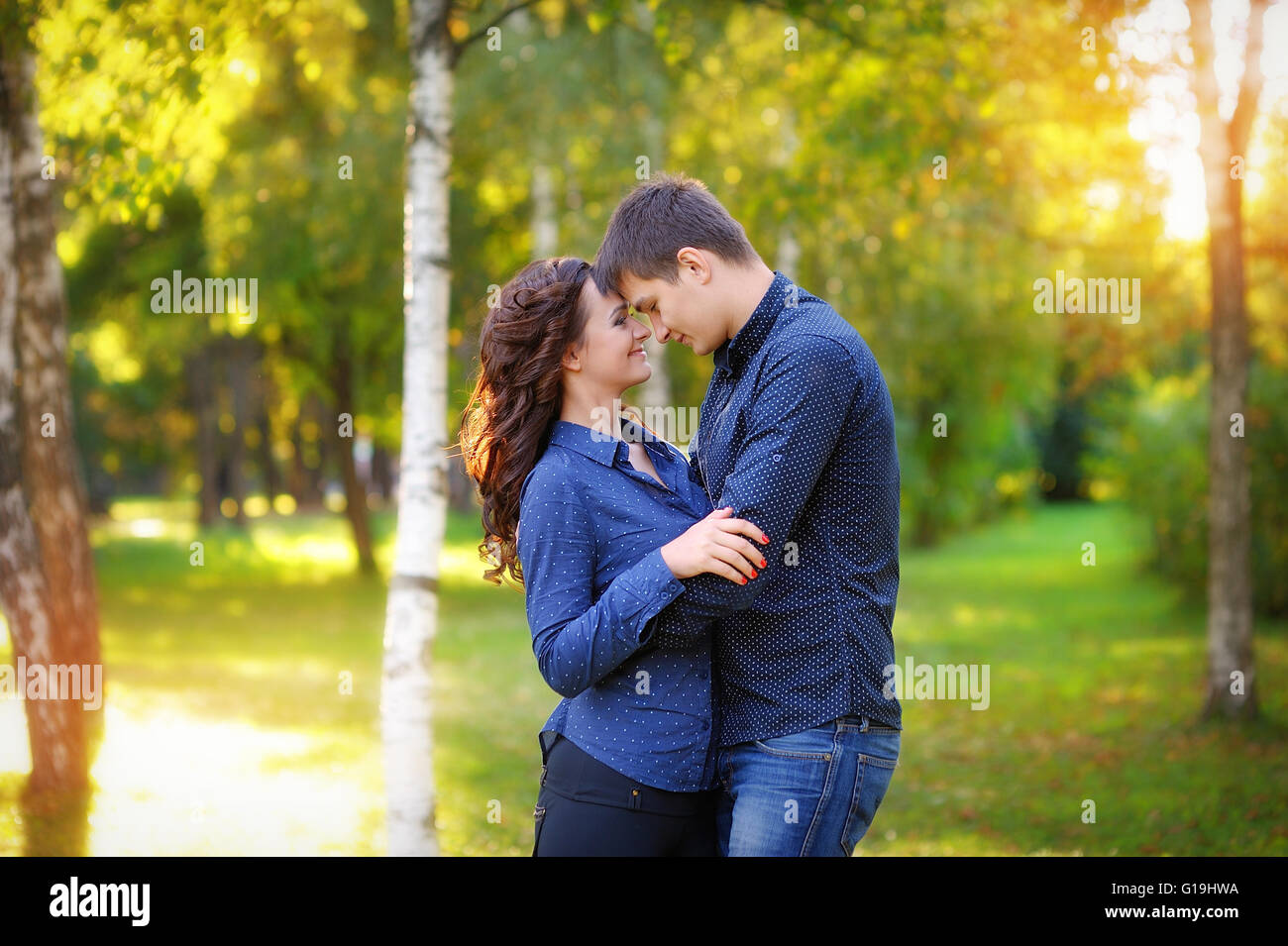Happy Smiling Couple in love Banque D'Images