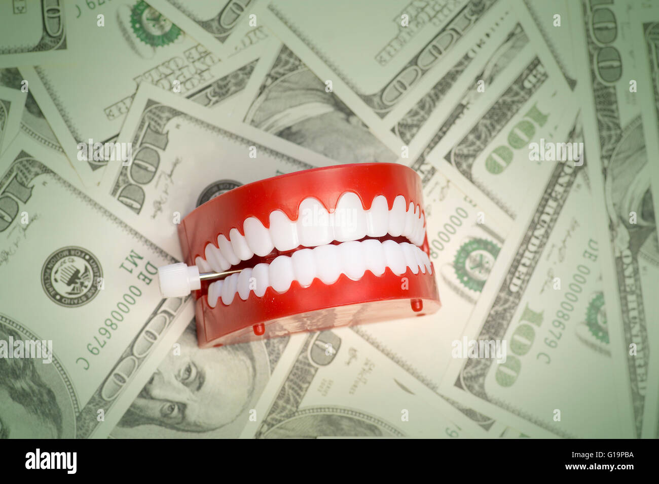 Soins dentaires - coût de la notion de droit Banque D'Images